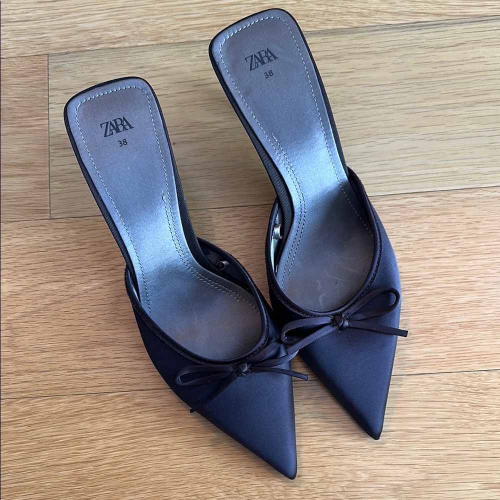 Zara Women's Pointed-Toe Mules